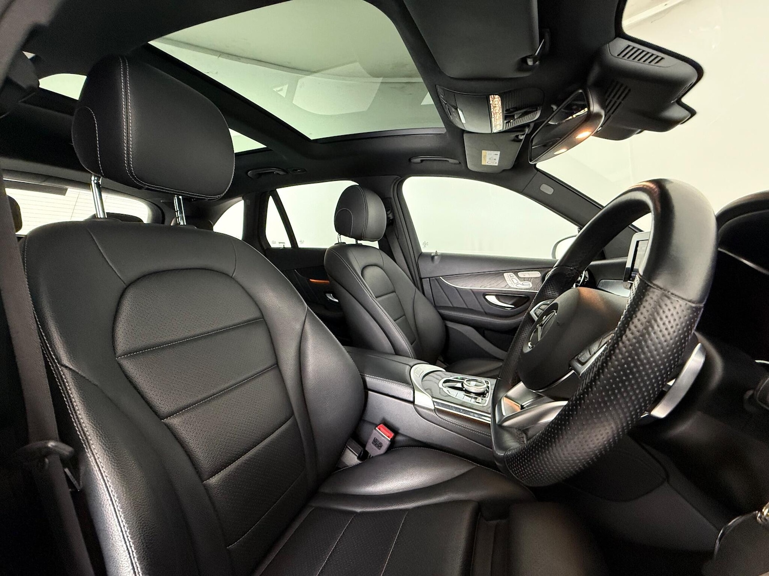 Used Mercedes-Benz GLC 2018 for sale - 76801529: Photo 15