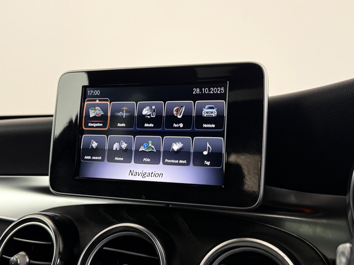 Used Mercedes-Benz GLC 2018 for sale - 76801529: Photo 36