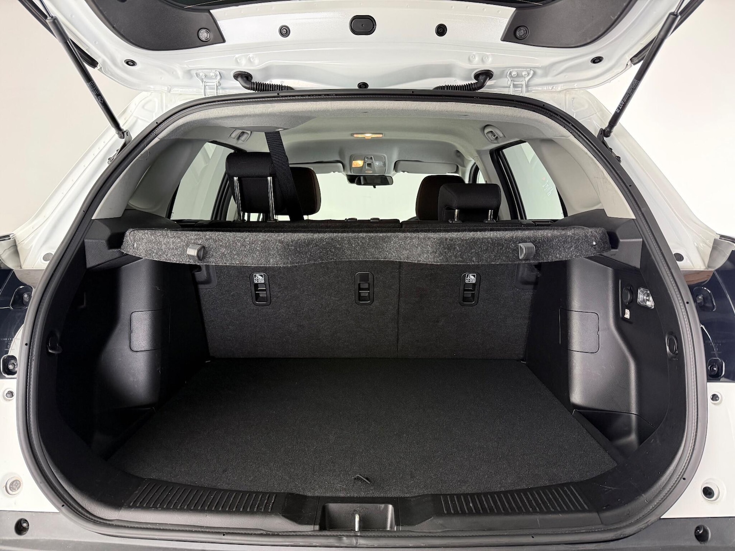 Used Suzuki SX4 S-Cross 2023 for sale - 77181356: Photo 8