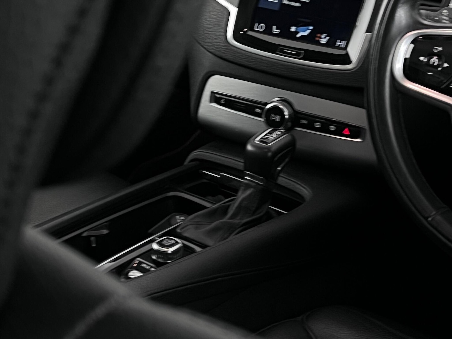 Used Volvo XC90 2018 for sale - 77222771: Photo 34