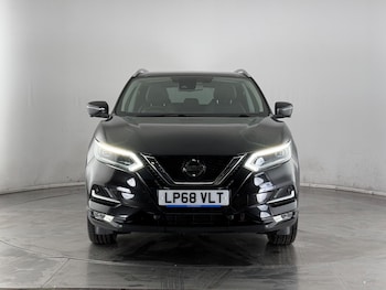 Used Nissan Qashqai 2018 for sale - 77054005: Photo