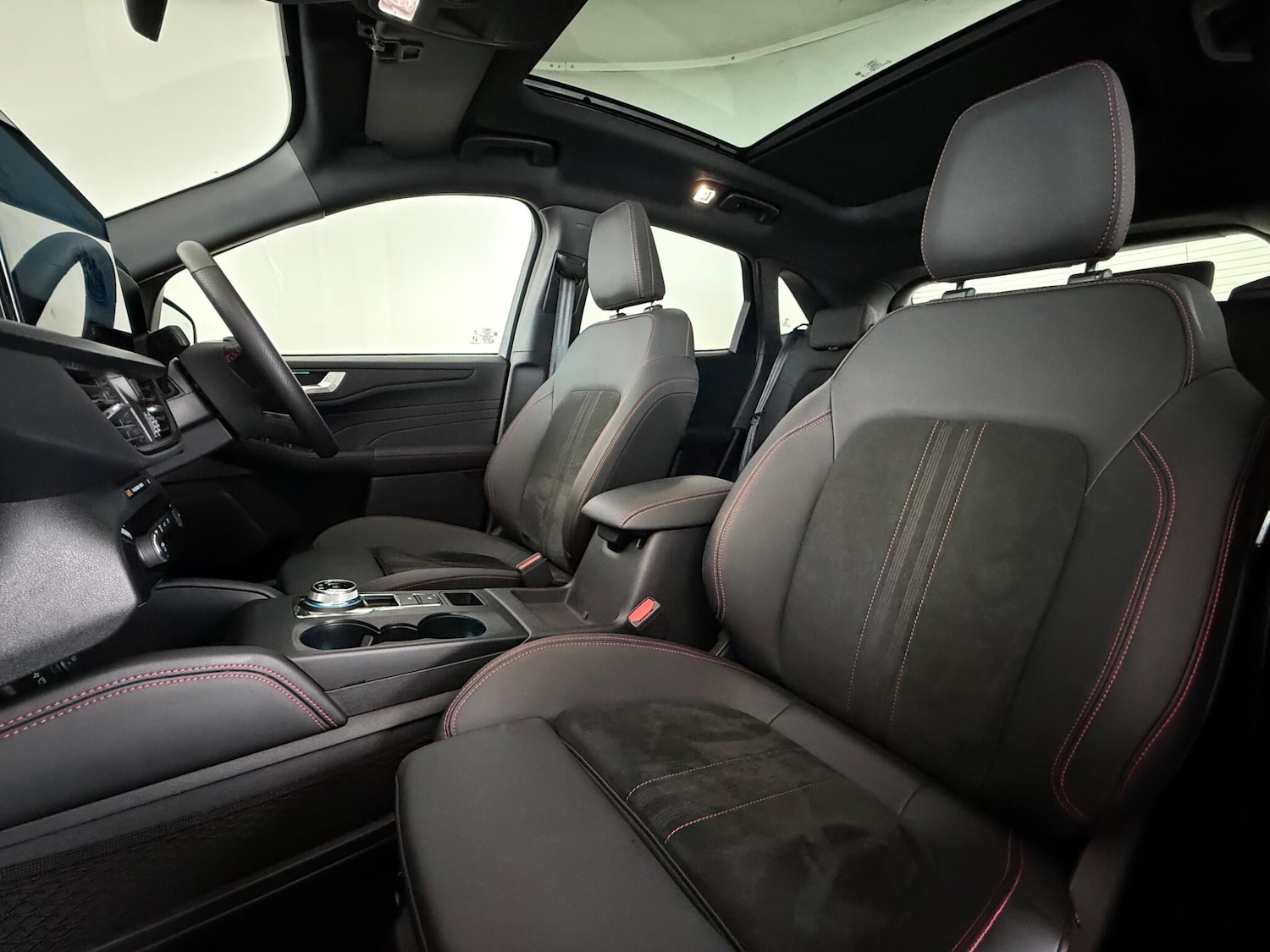 Used Ford Kuga 2024 for sale - 76468333: Photo 16