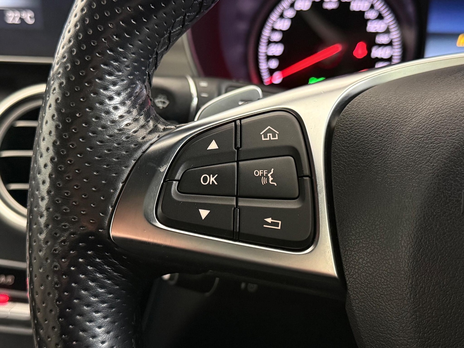 Used Mercedes-Benz C Class 2017 for sale - 77260295: Photo 16