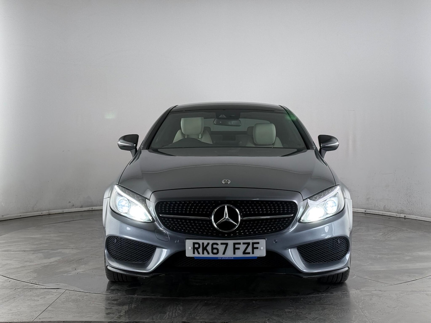 Used Mercedes-Benz C Class 2017 for sale - 77260295: Photo 2