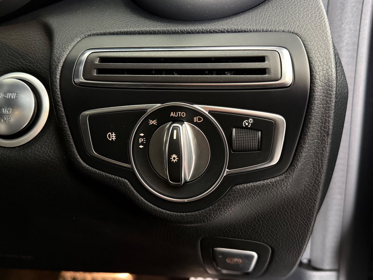 Used Mercedes-Benz C Class 2017 for sale - 77260295: Photo 20