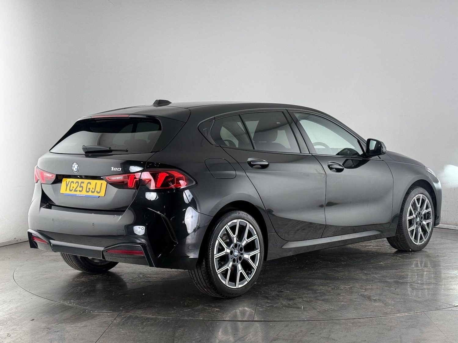 Used BMW 1 Series 2025 for sale - 77222181: Photo 3