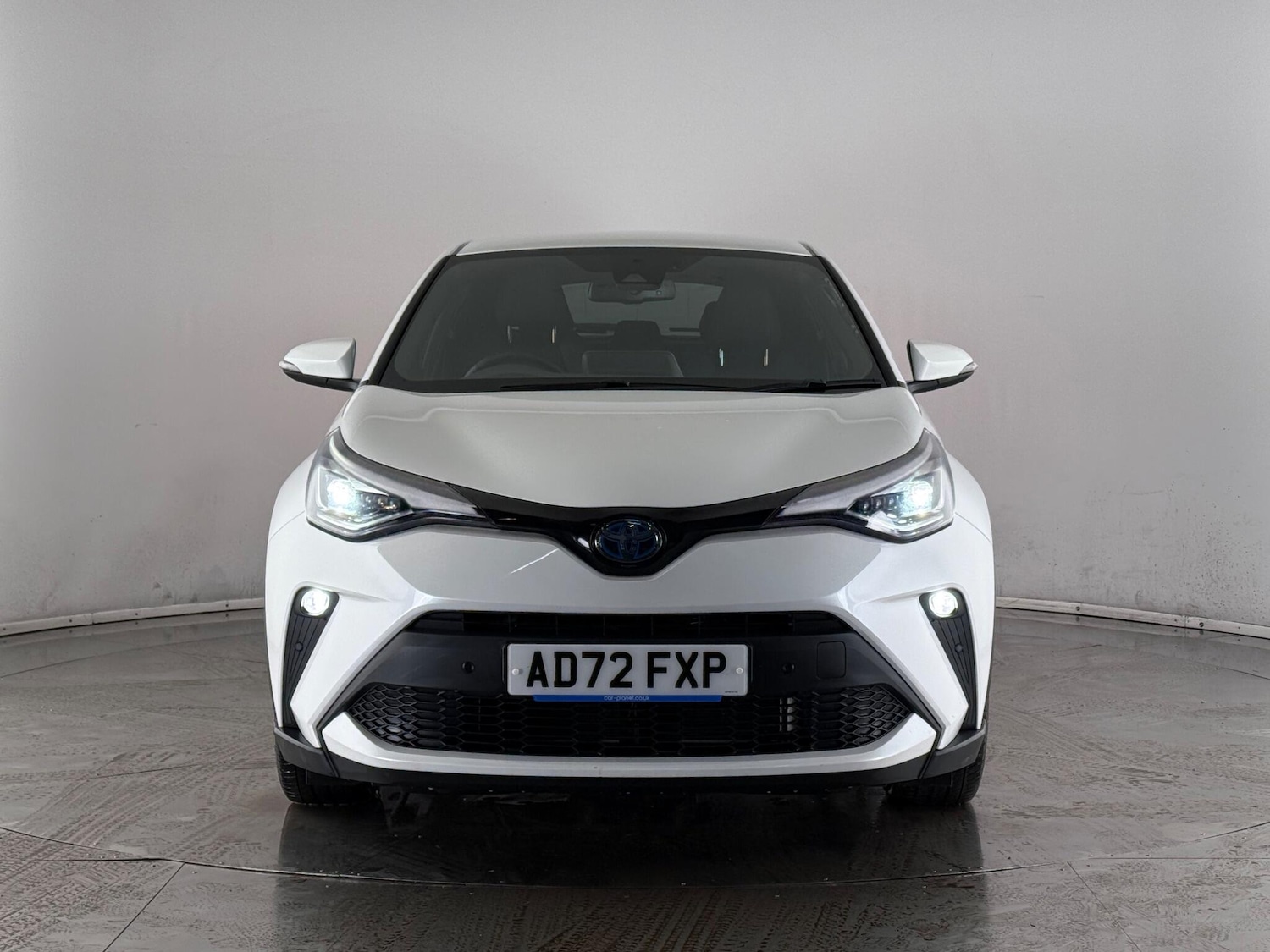 Used Toyota C-HR 2023 for sale - 77247096: Photo 2