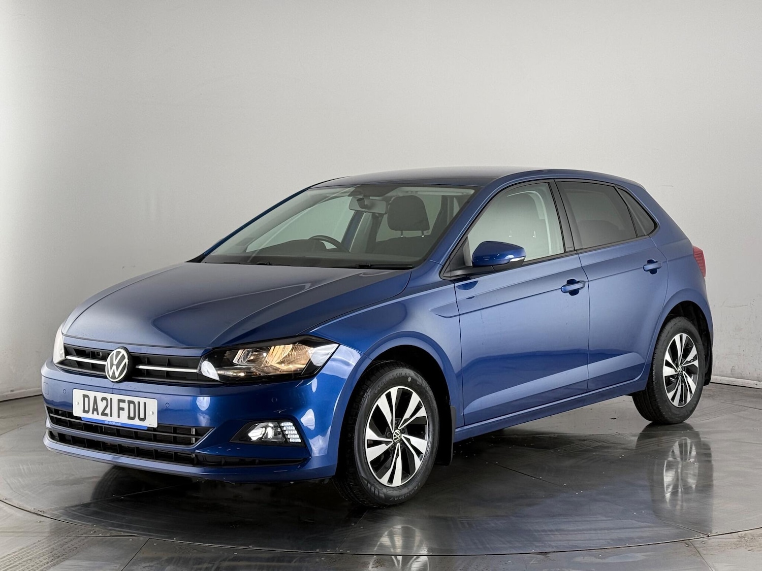 Used Volkswagen Polo 2021 for sale - 77181202: Photo 2
