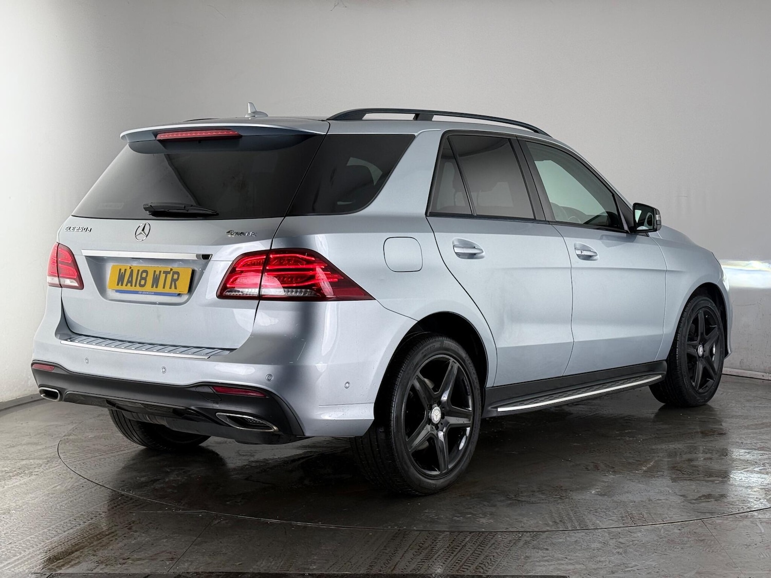 Used Mercedes-Benz GLE 2018 for sale - 77196328: Photo 3