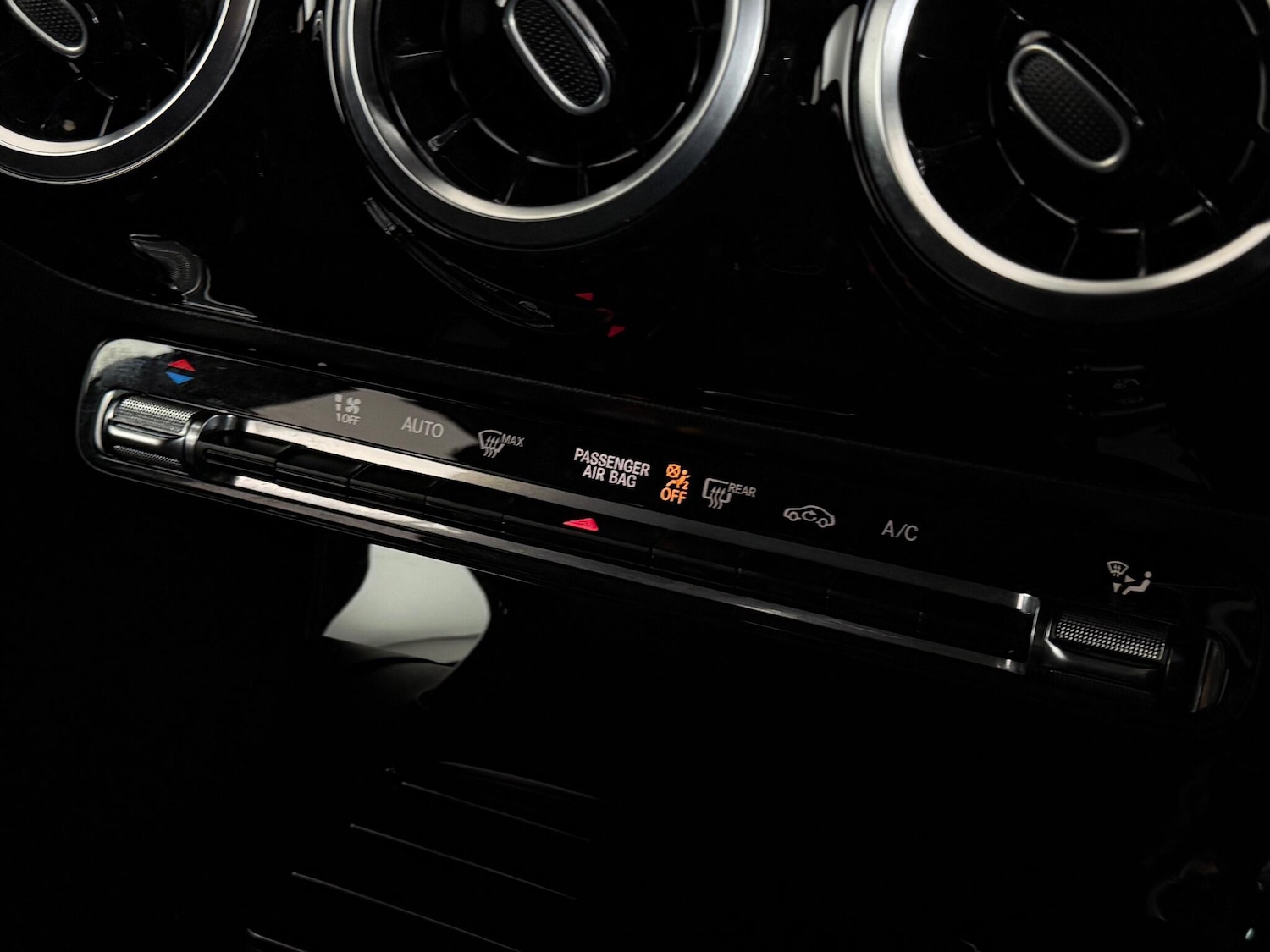 Used Mercedes-Benz A-Class for sale - 76468261: Photo 42