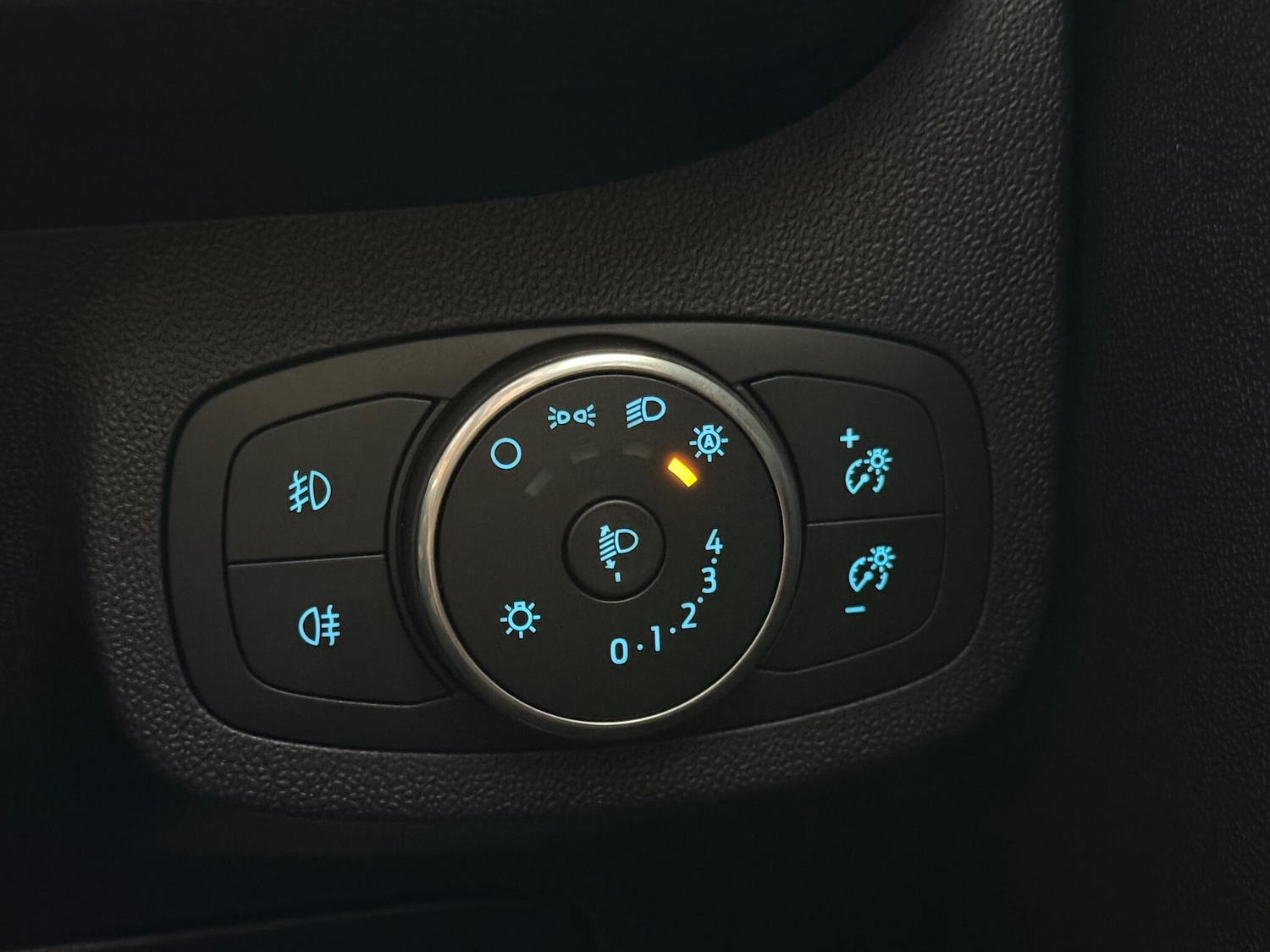 Used Ford Fiesta 2018 for sale - 76468273: Photo 33