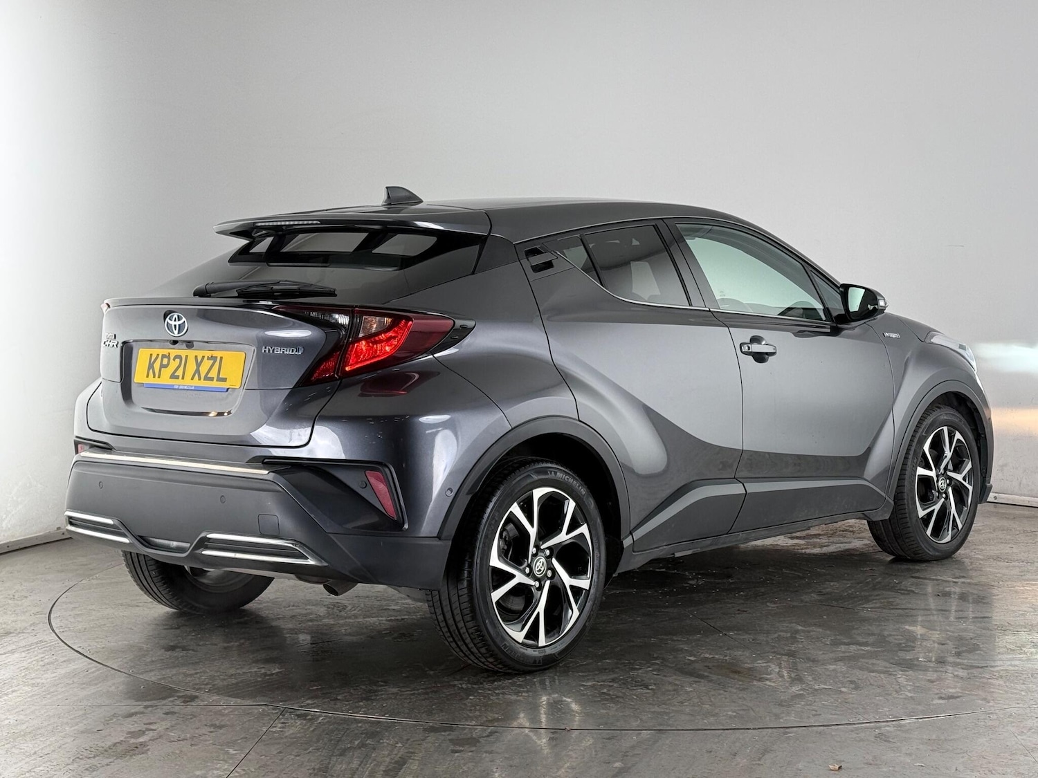 Used Toyota C-HR 2021 for sale - 77260554: Photo 3