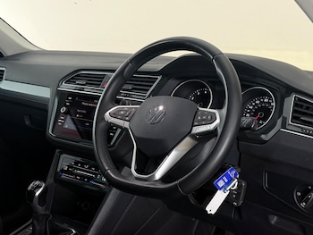 Used Volkswagen Tiguan 2021 for sale - 78879256: Photo