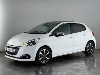 Used Peugeot 208 2018 for sale - 75456410: Photo