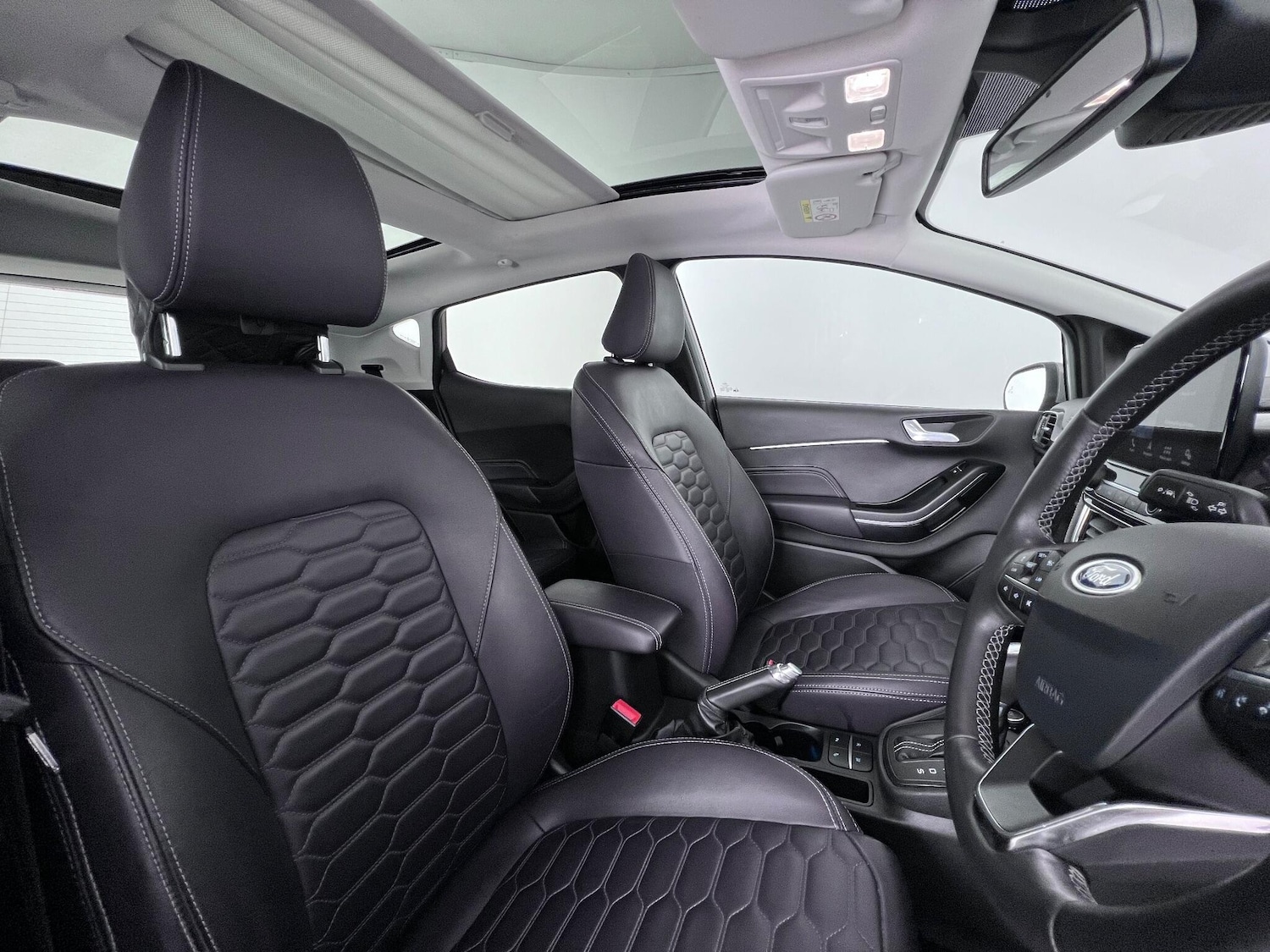 Used Ford Fiesta 2018 for sale - 76539102: Photo 14