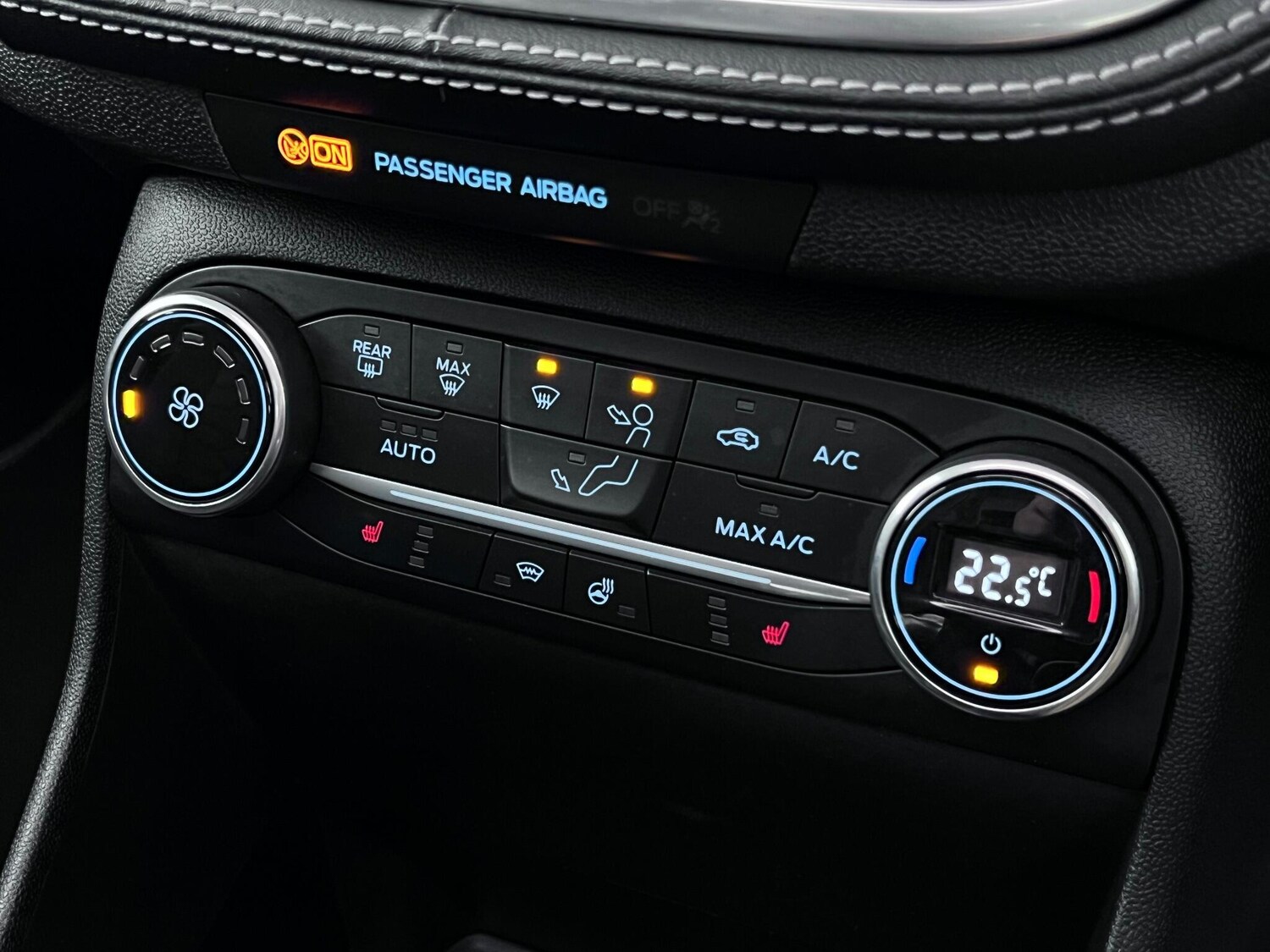 Used Ford Fiesta 2018 for sale - 76539102: Photo 44