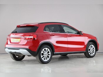 Used Mercedes-Benz GLA 2018 for sale - 77940859: Photo