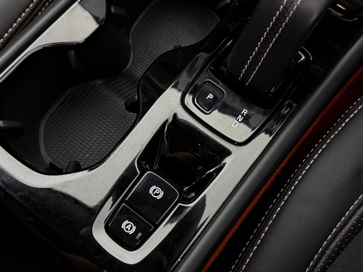 Used Volvo XC40 2020 for sale - 77243839: Photo 32