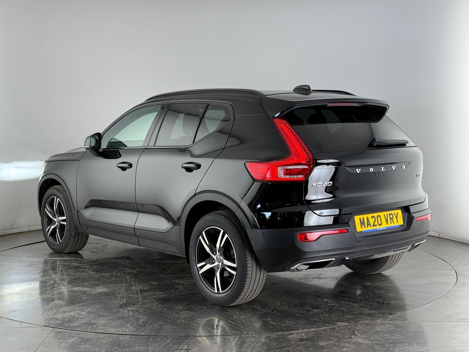 Used Volvo XC40 2020 for sale - 77243839: Photo 4