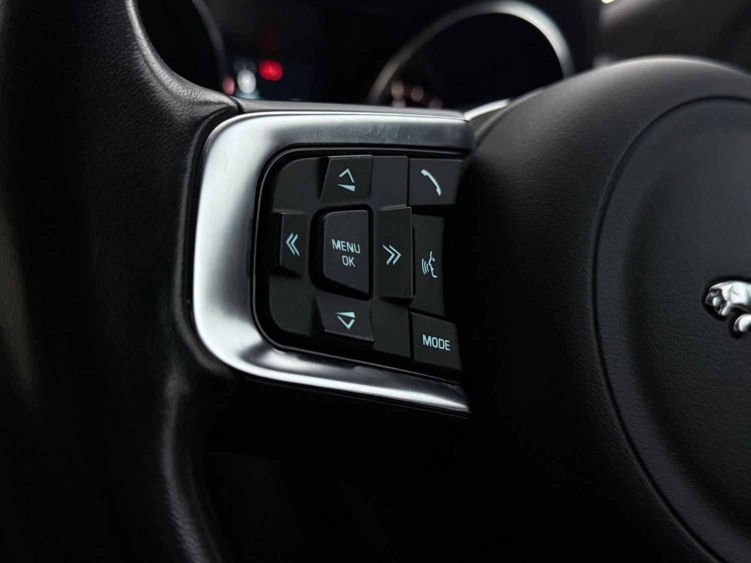 Used Jaguar F-Pace 2019 for sale - 78063165: Photo 21