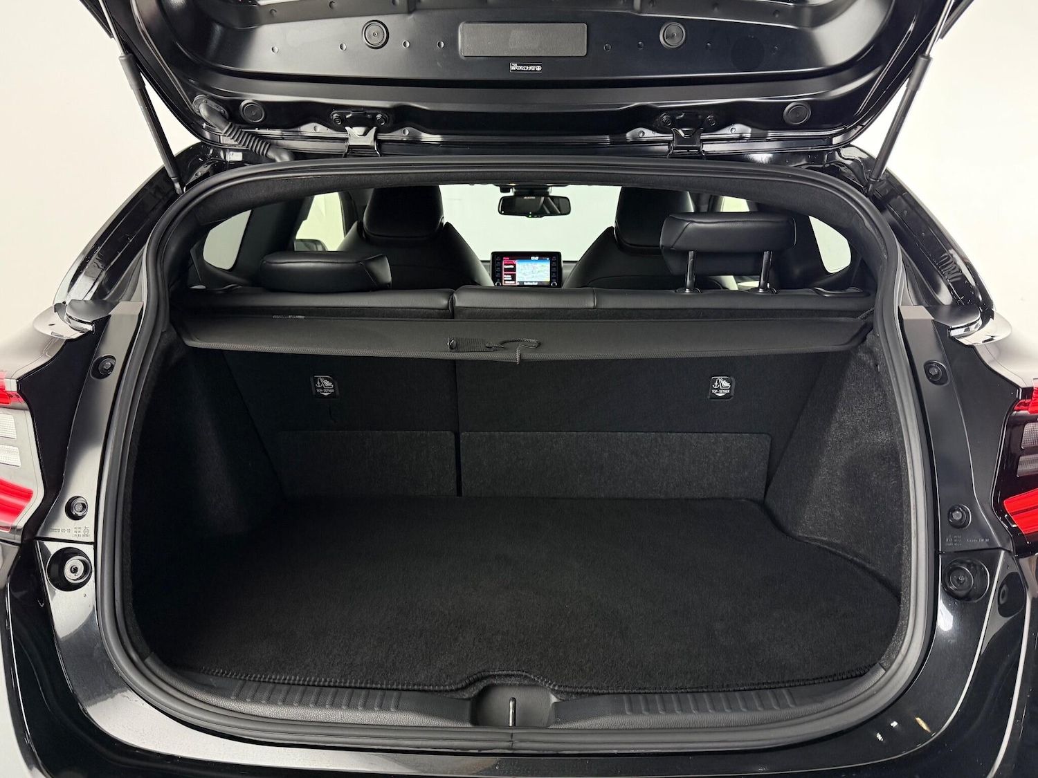 Used Toyota Yaris 2021 for sale - 76468629: Photo 13