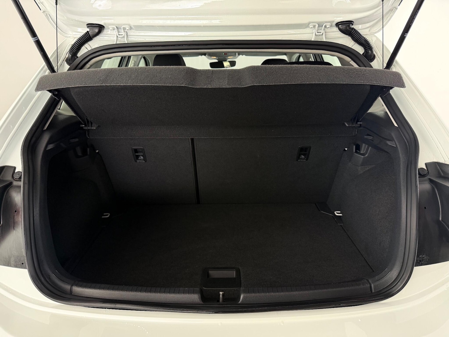 Used Volkswagen Polo 2021 for sale - 76468590: Photo 11