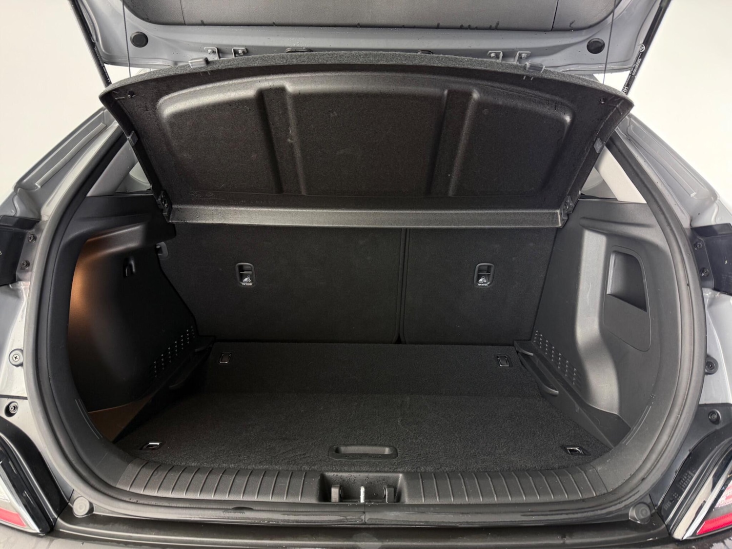 Used Hyundai KONA 2023 for sale - 77647232: Photo 10