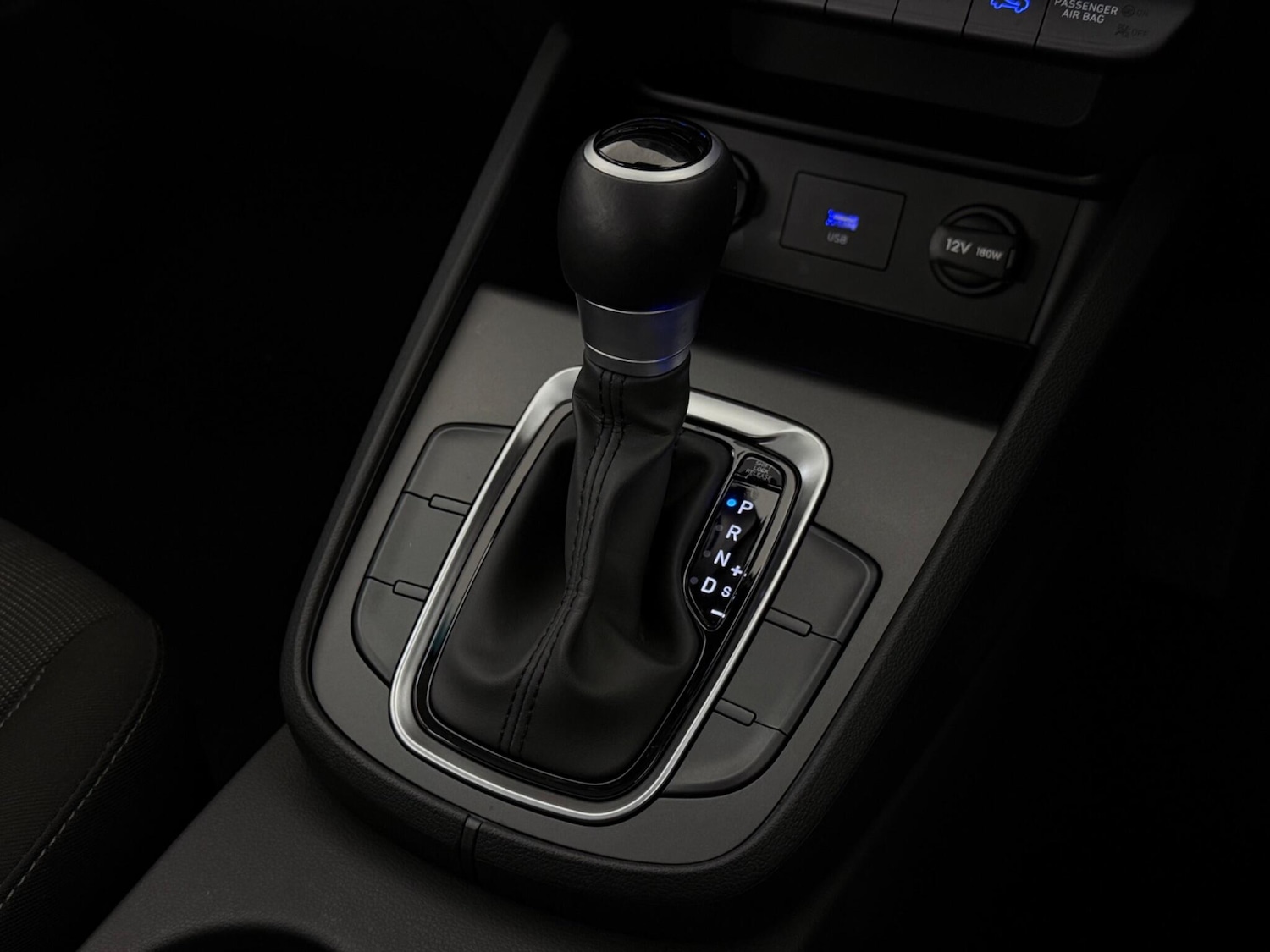 Used Hyundai KONA 2023 for sale - 77647232: Photo 31