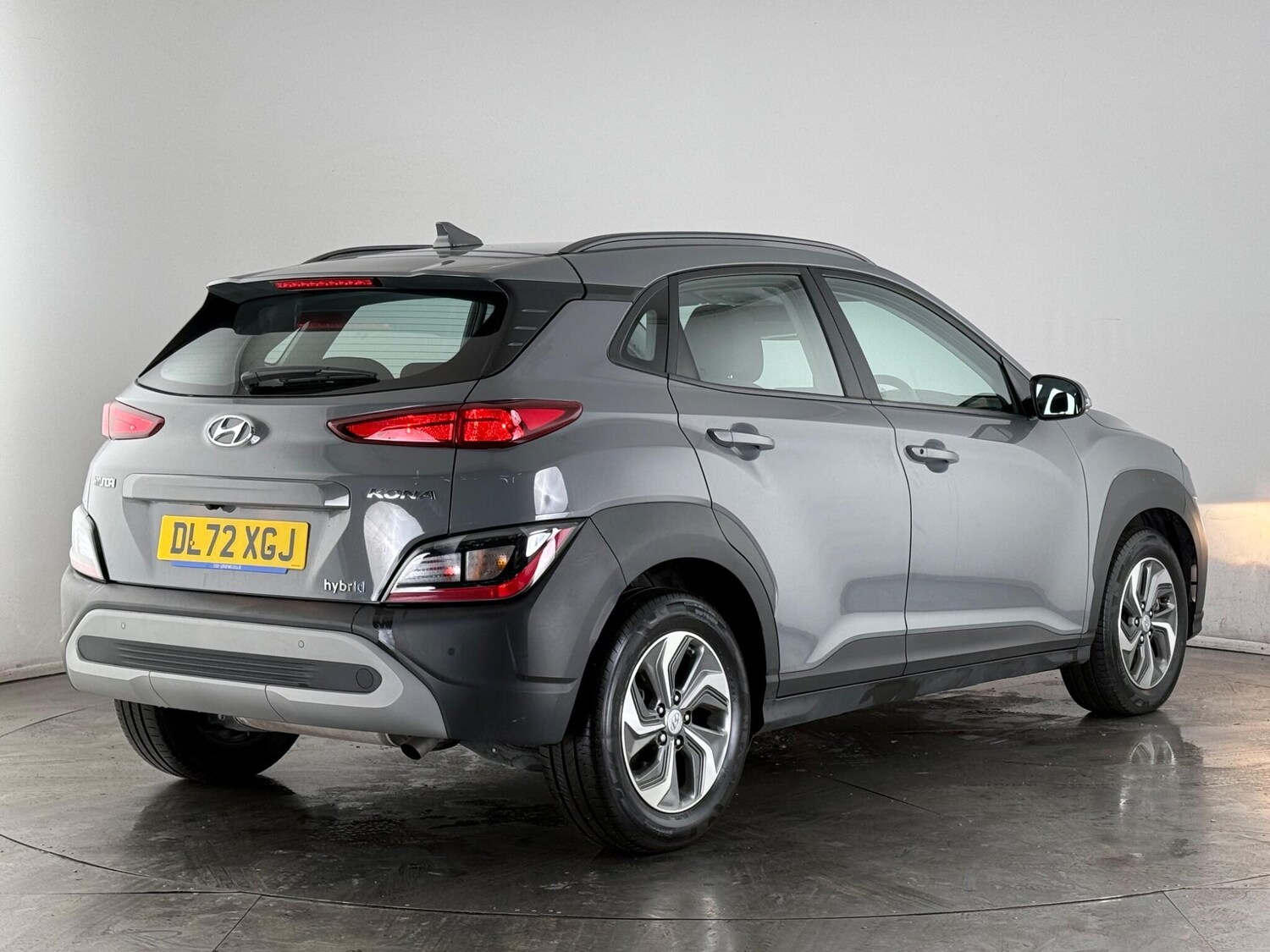 Used Hyundai KONA 2023 for sale - 77647232: Photo 6