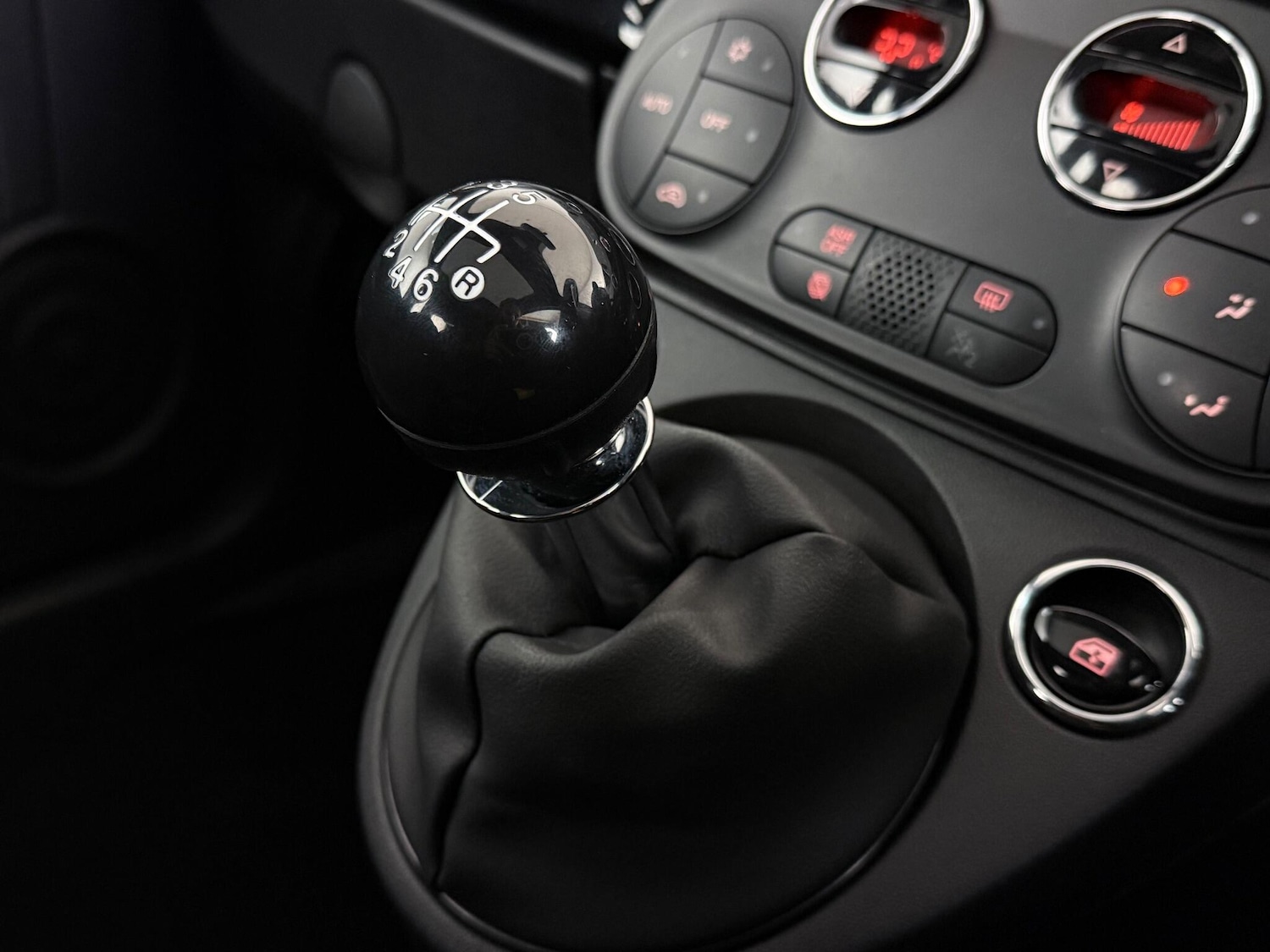 Used Fiat 500 2024 for sale - 76689396: Photo 33