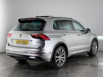 Used Volkswagen Tiguan 2018 for sale - 77221702: Photo