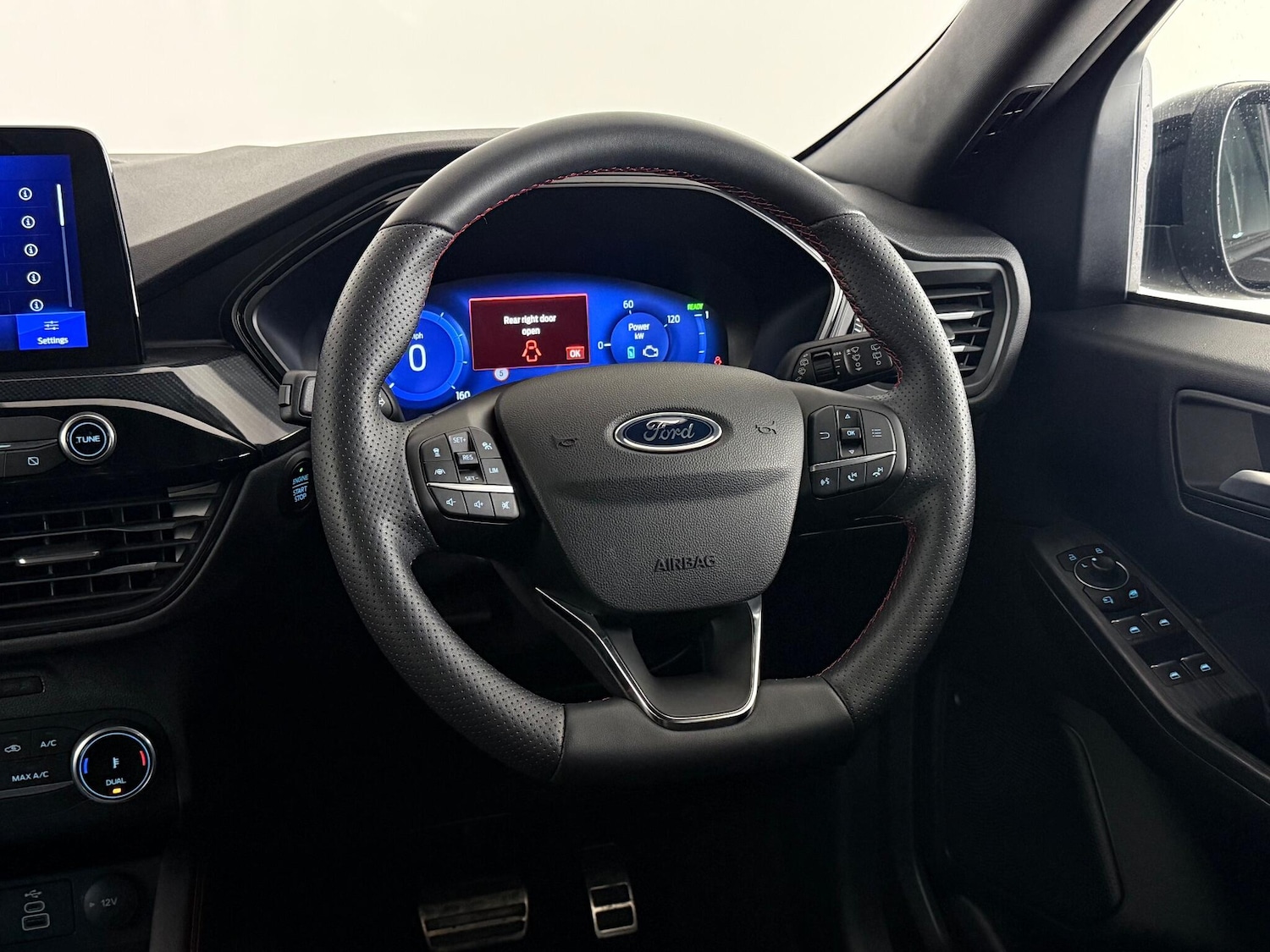 Used Ford Kuga 2023 for sale - 76468325: Photo 21