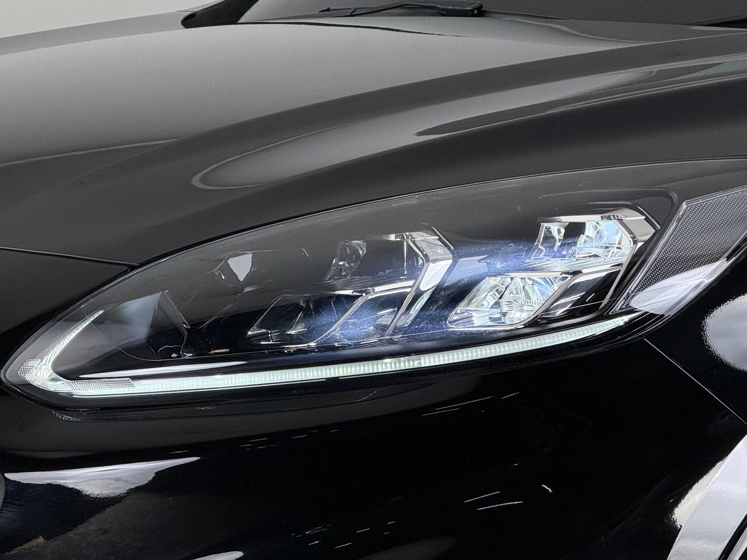 Used Ford Kuga 2023 for sale - 76468325: Photo 9