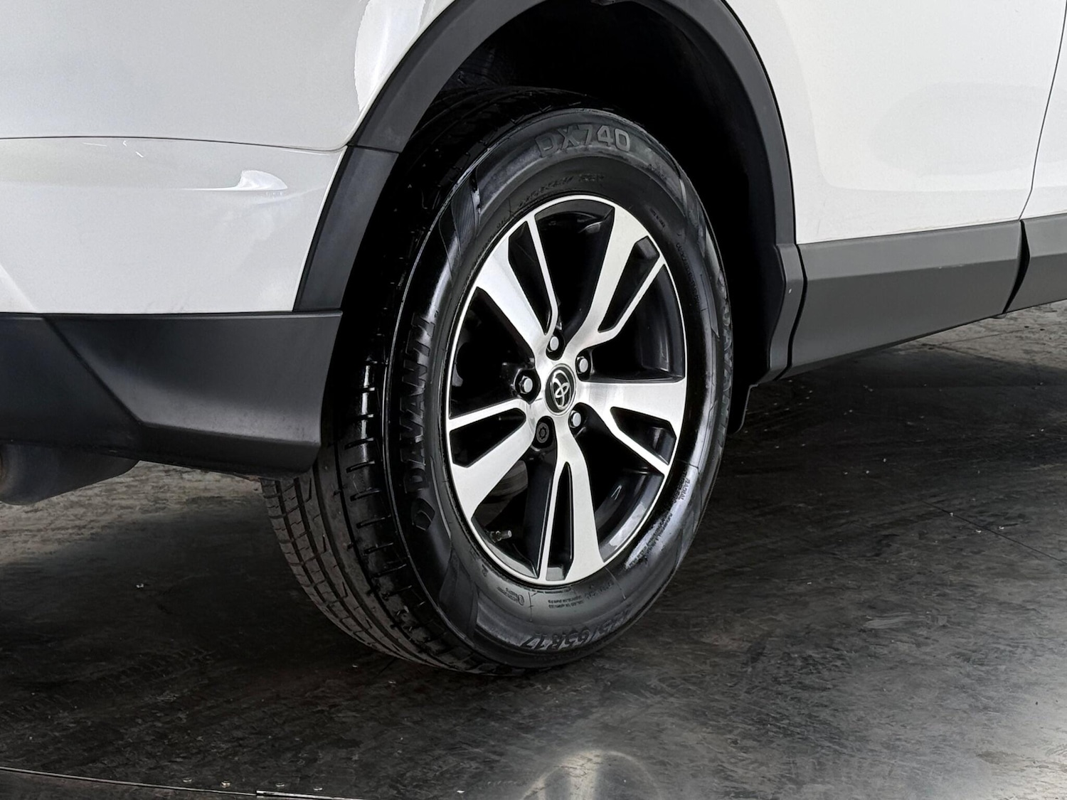 Used Toyota RAV4 2017 for sale - 76485138: Photo 12