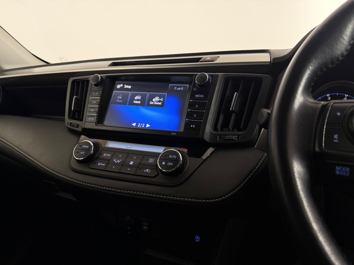 Used Toyota RAV4 2017 for sale - 76485138: Photo 41