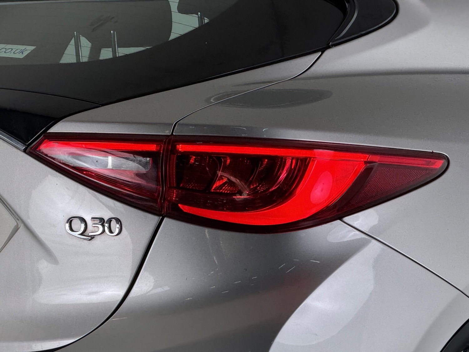 Used Infiniti Q30 2017 for sale - 76468745: Photo 10