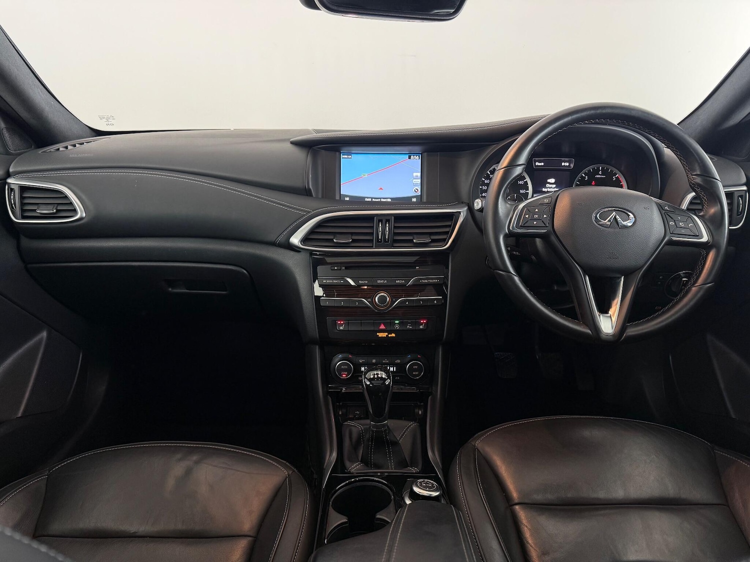 Used Infiniti Q30 2017 for sale - 76468745: Photo 23