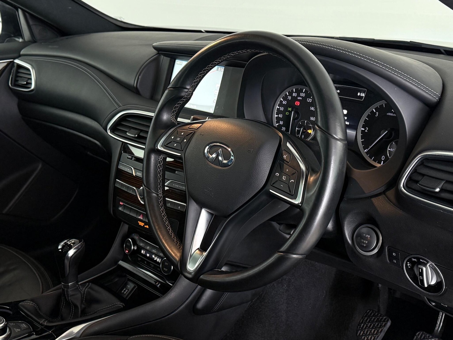 Used Infiniti Q30 2017 for sale - 76468745: Photo 25