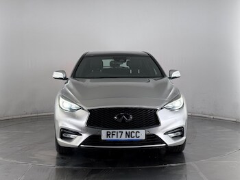 Used Infiniti Q30 2017 for sale - 76468745: Photo