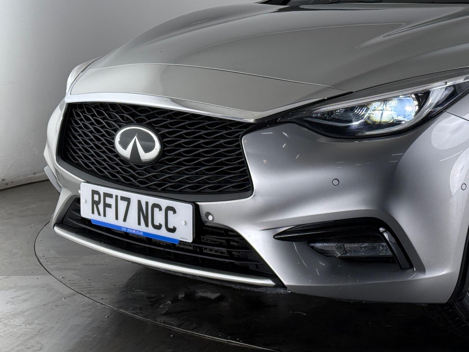 Used Infiniti Q30 2017 for sale - 76468745: Photo 45