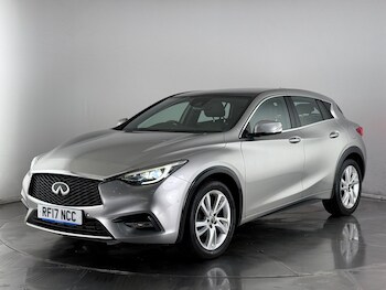 Used Infiniti Q30 2017 for sale - 76468745: Photo