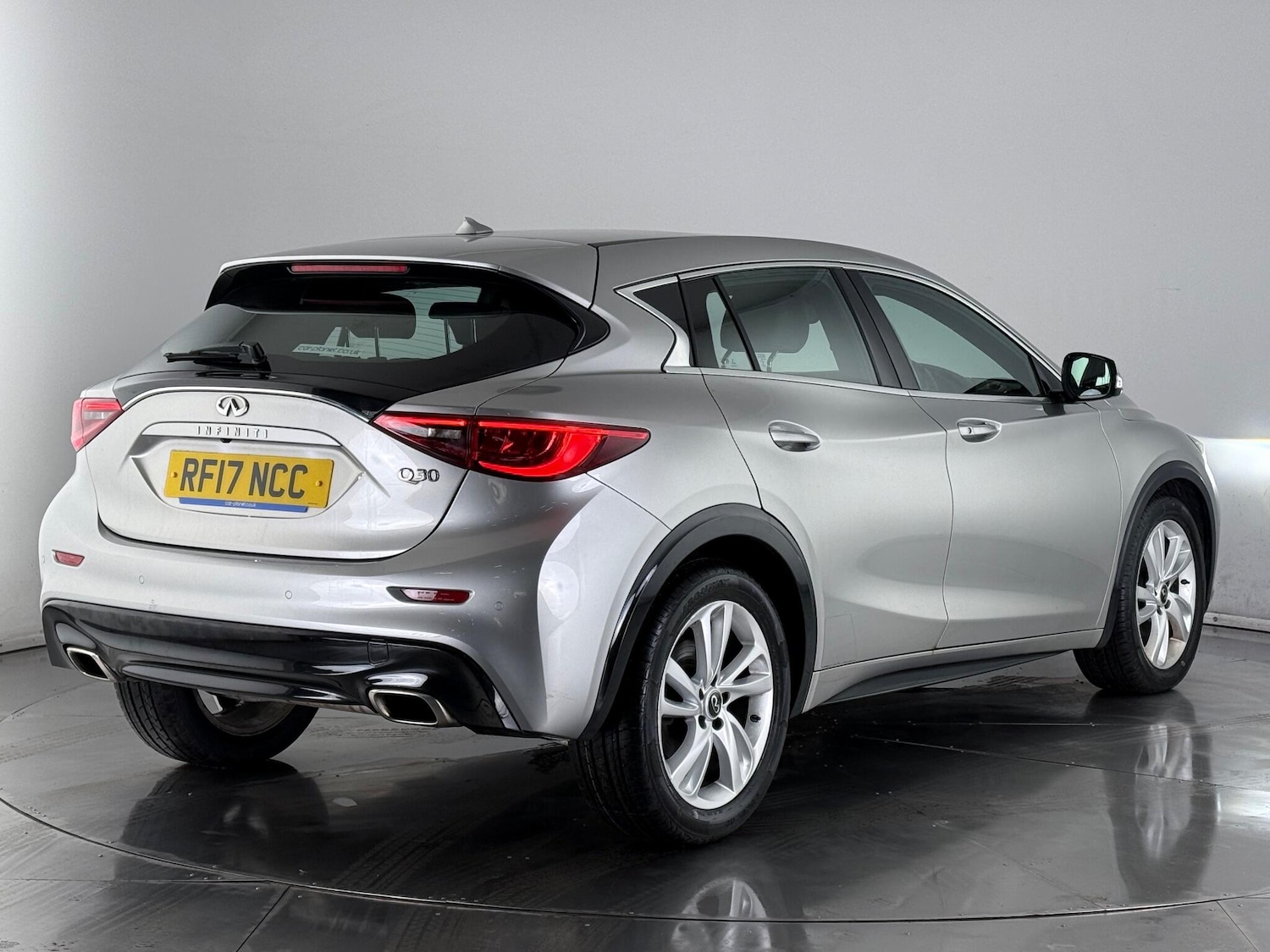 Used Infiniti Q30 2017 for sale - 76468745: Photo 7