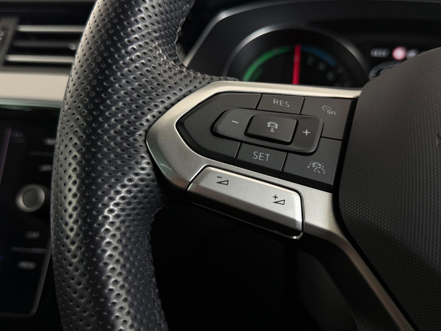 Used Volkswagen Passat 2022 for sale - 77180966: Photo 16