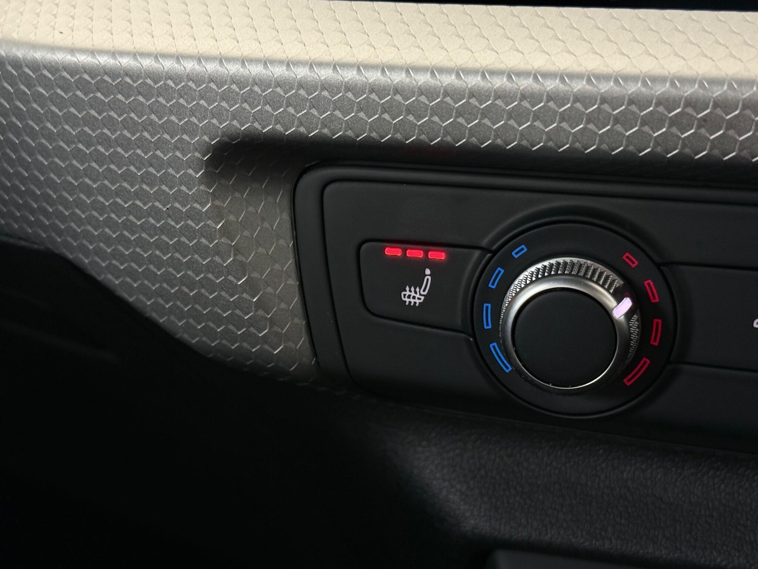 Used Audi A1 2021 for sale - 76468338: Photo 42