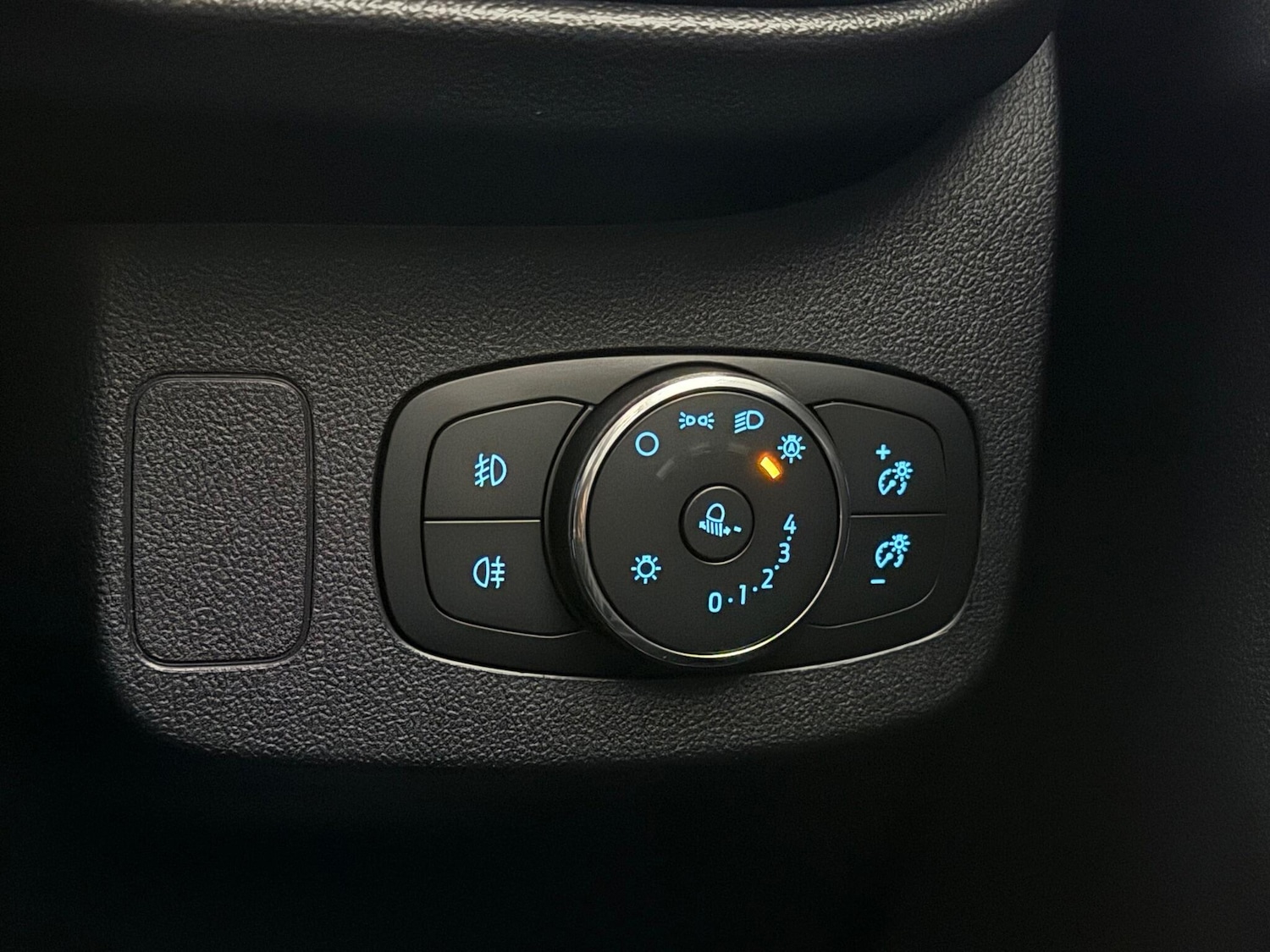 Used Ford Puma 2023 for sale - 76468433: Photo 28