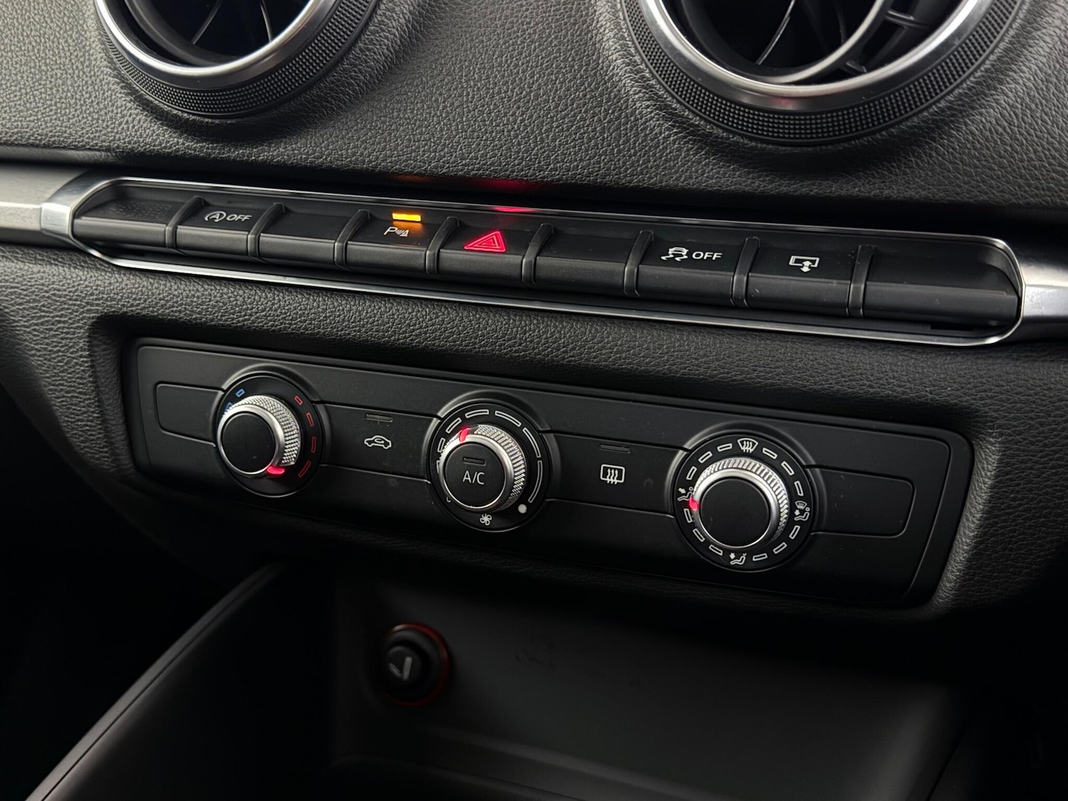 Used Audi A3 2016 for sale - 77181345: Photo 29