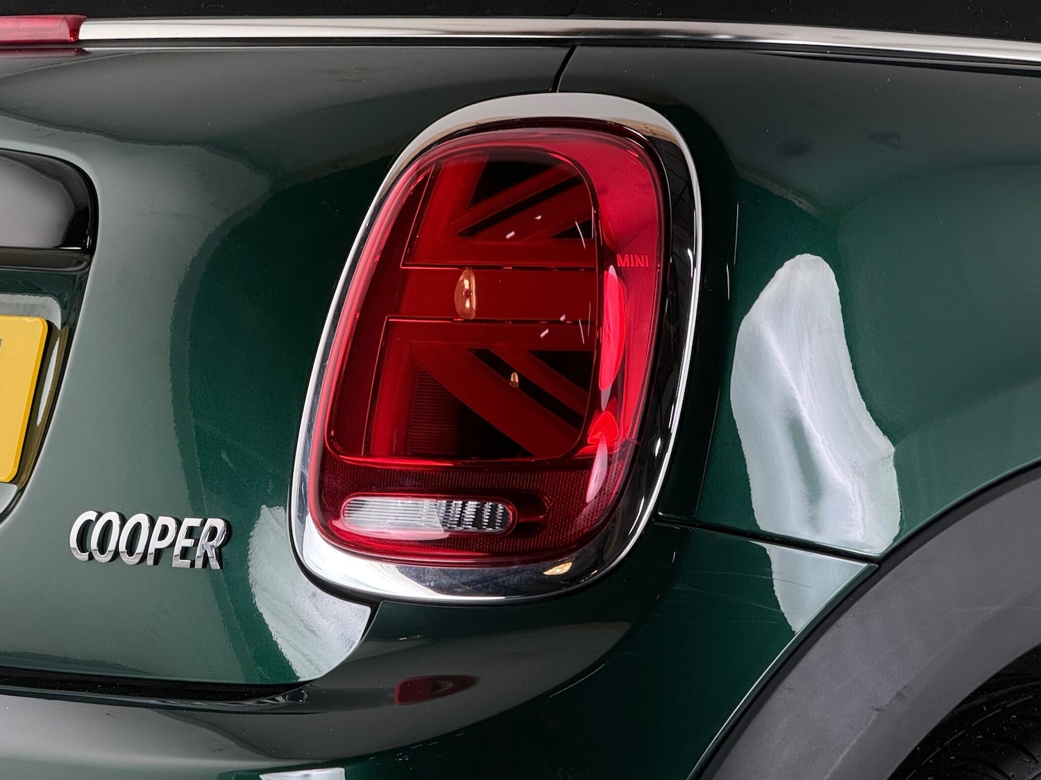 Used MINI Convertible 2018 for sale - 76935755: Photo 16