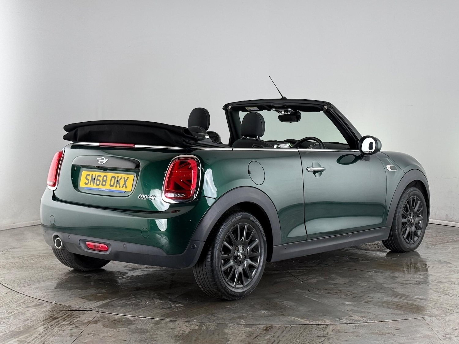Used MINI Convertible 2018 for sale - 76935755: Photo 6
