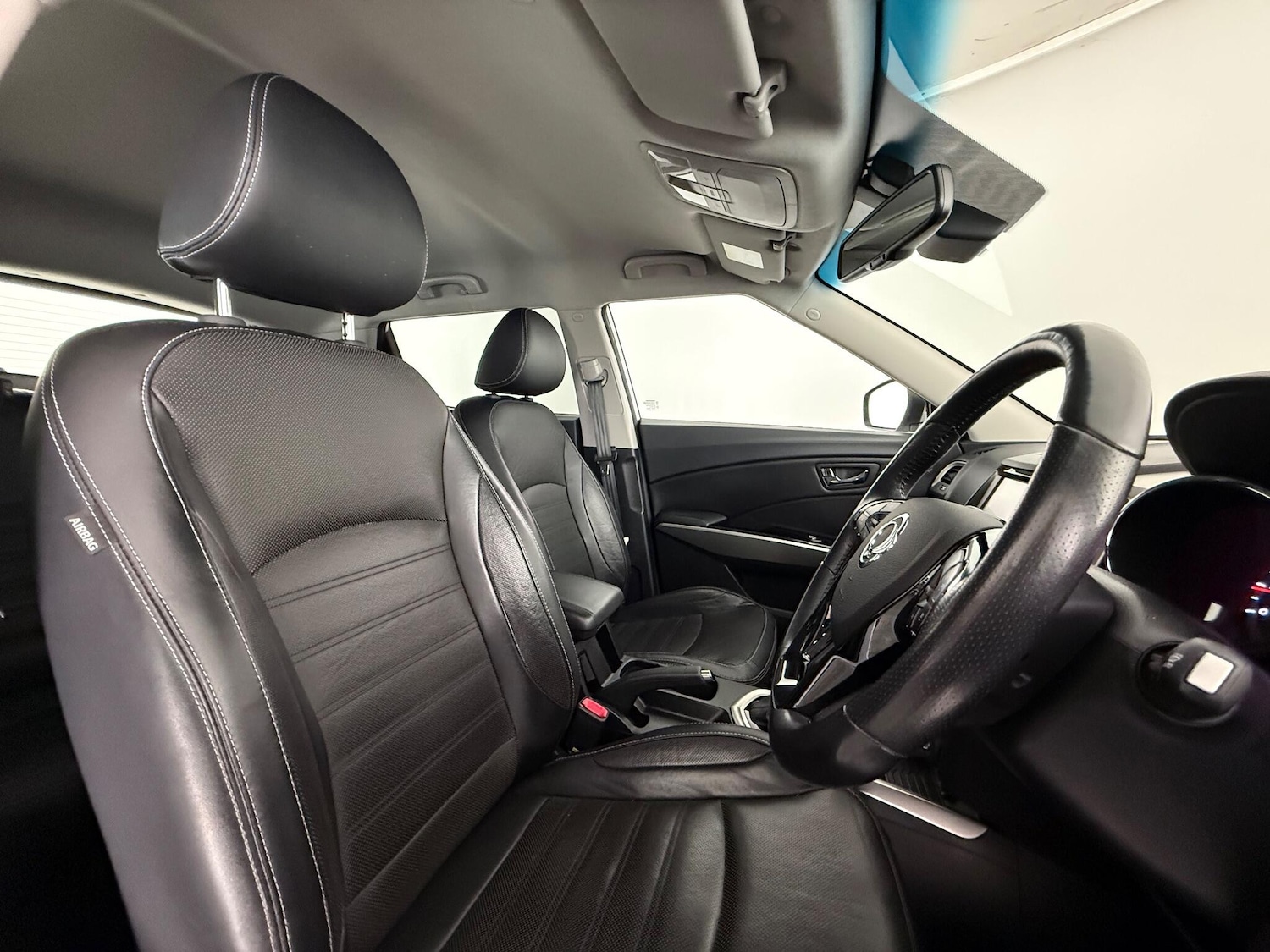 Used Ssangyong Tivoli 2020 for sale - 77221503: Photo 12