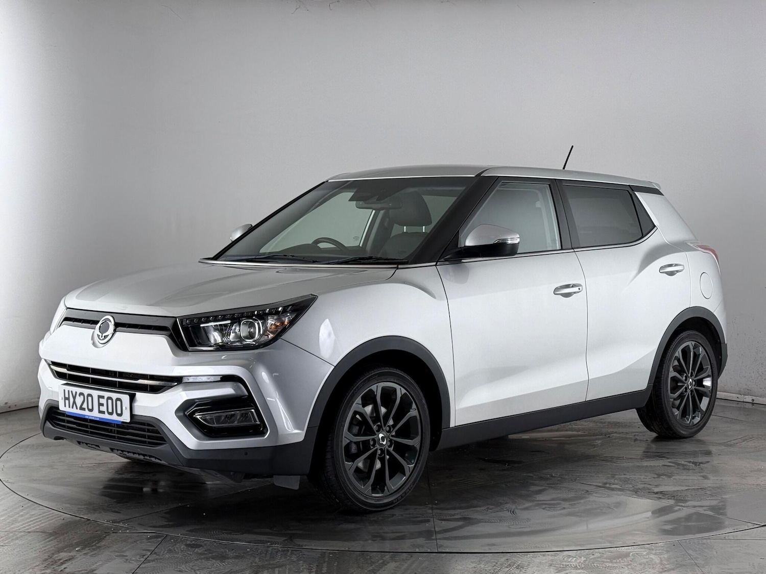 Used Ssangyong Tivoli 2020 for sale - 77221503: Photo 2